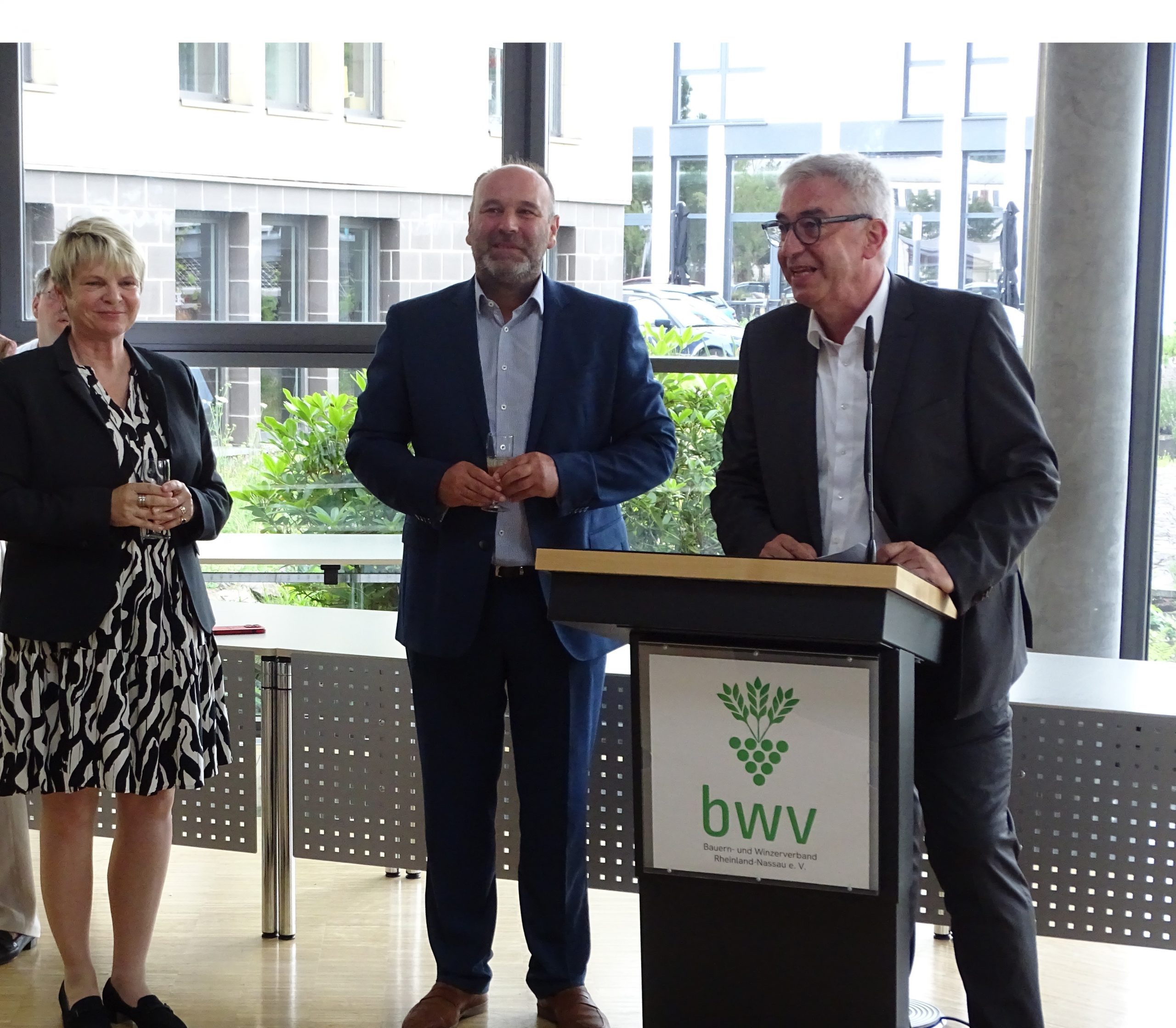 BWV RHEMO Steuerberatung GmbH übernimmt Steuerberatung und Buchführung