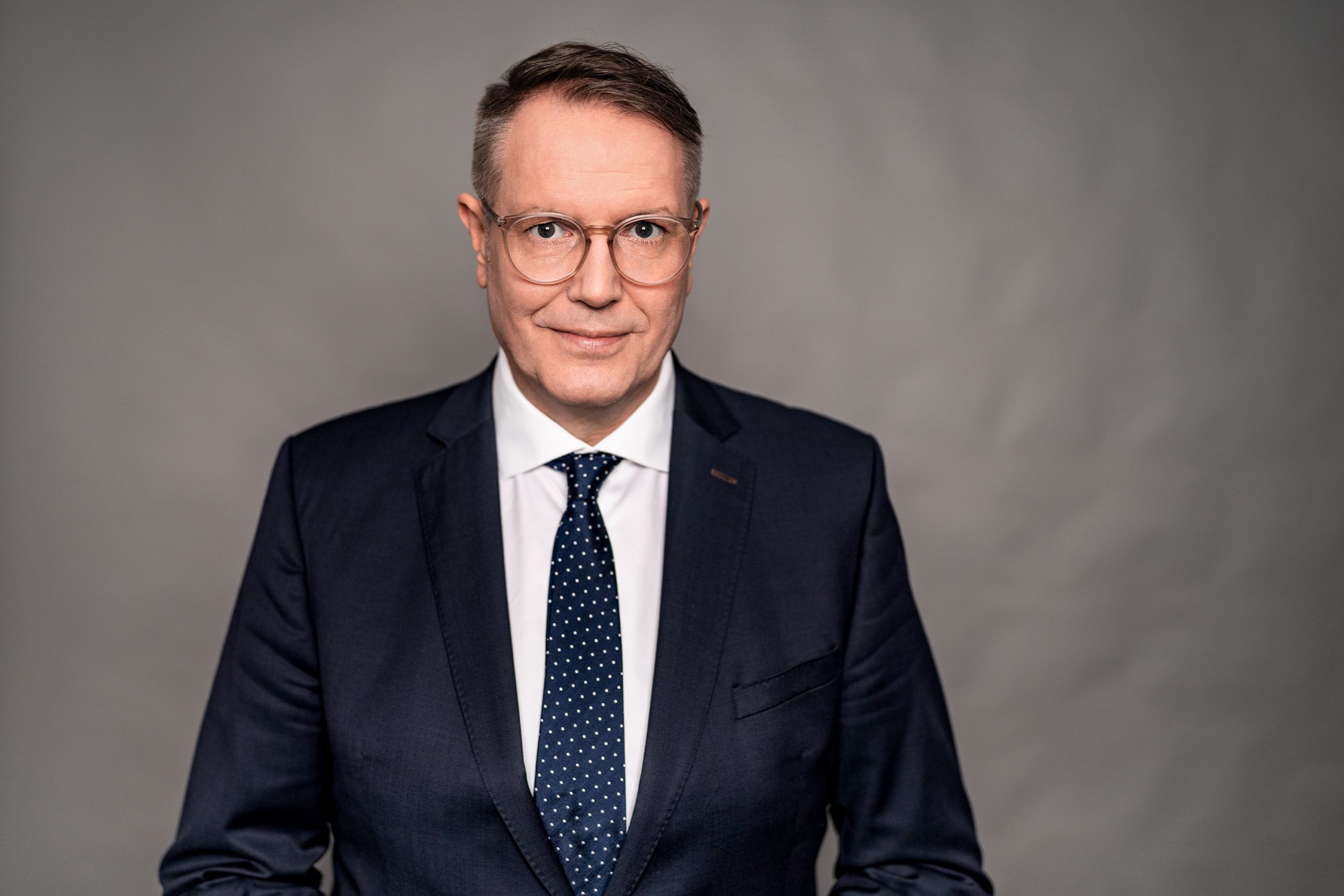 Alexander Schweitzer stellt sich den Fragen der Bauern und Winzer