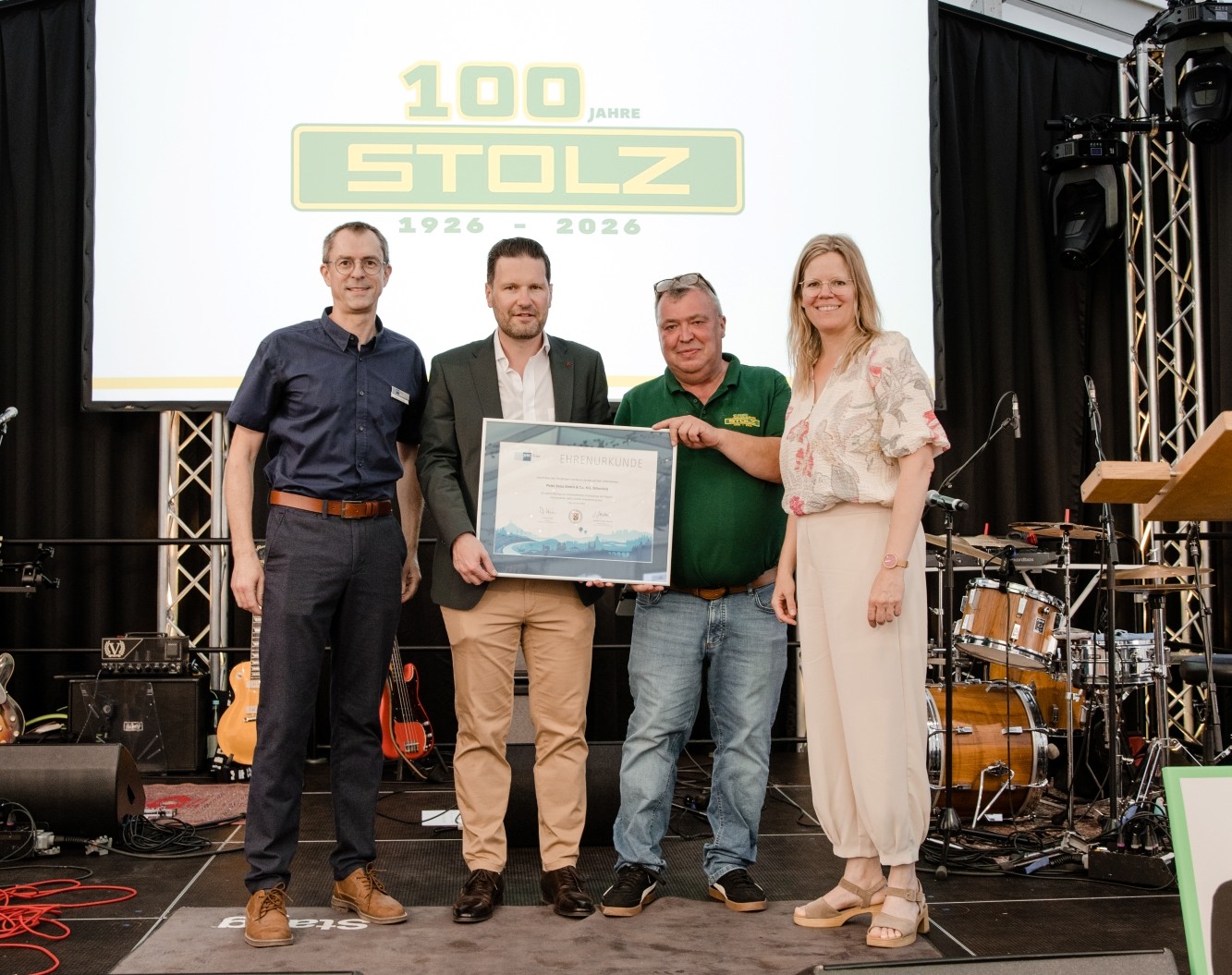 100 Jahre Peter Stolz GmbH: BWV würdigt starken Partner der Landwirtschaft in der Eifel